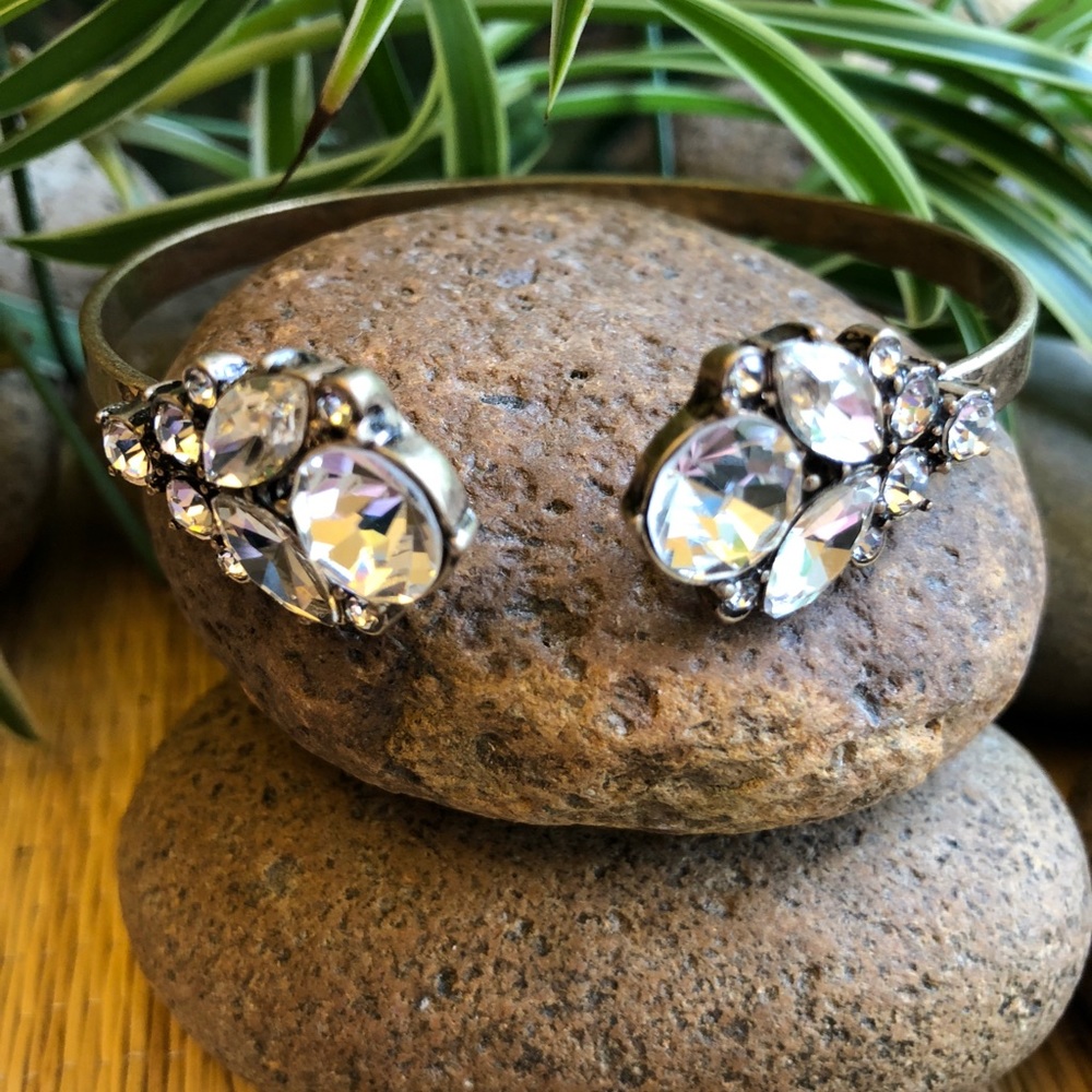 🌷 Clear Crystal Cuff Bracelet - antique brass 🌷